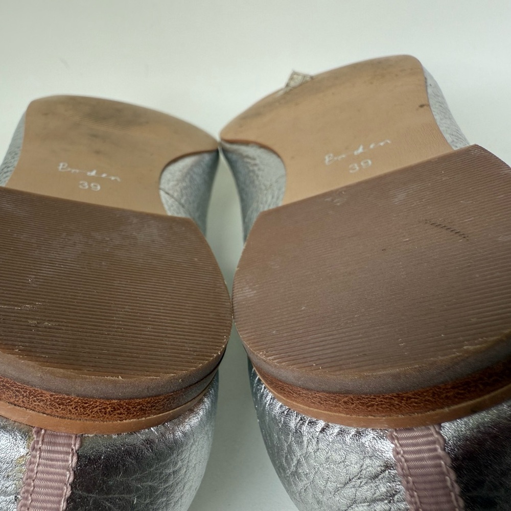 Mini Boden Silver Pointed Toe Flats - Picture 12 of 16